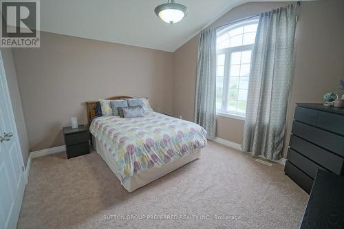 1792 Cedarpark Drive, London, ON - Indoor Photo Showing Bedroom