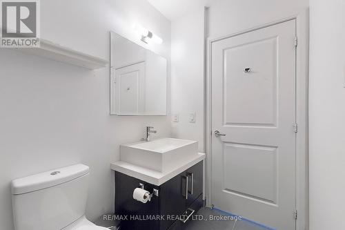 3607 - 65 St Mary Street, Toronto (Bay Street Corridor), ON - Indoor Photo Showing Bathroom