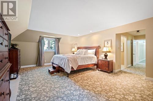 15 Skyridge Court, Whitchurch-Stouffville, ON - Indoor Photo Showing Bedroom