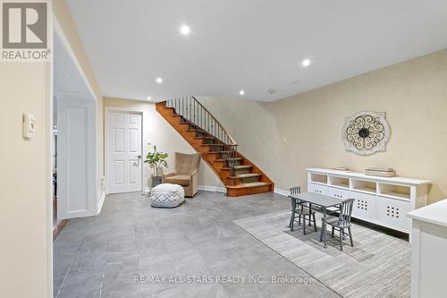 15 Skyridge Court, Whitchurch-Stouffville, ON - Indoor Photo Showing Other Room