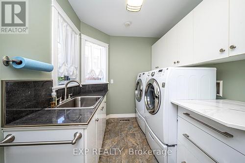 65 Alexander Boulevard, Georgina, ON - Indoor Photo Showing Laundry Room