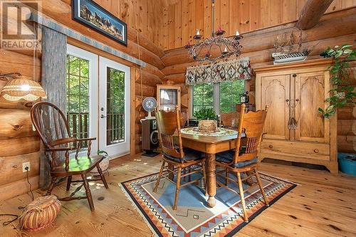 295 Stanley Road, Perth, ON - Indoor Photo Showing Dining Room