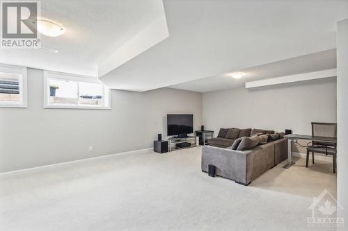 230 Esturgeon Street, Ottawa, ON - Indoor Photo Showing Other Room