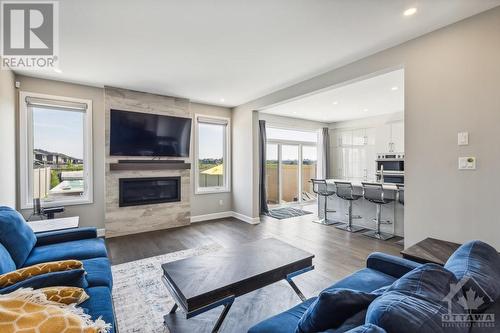 230 Esturgeon Street, Ottawa, ON - Indoor Photo Showing Living Room With Fireplace