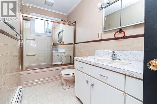 12 Diefenbaker Street, St John'S, NL - Indoor Photo Showing Bathroom