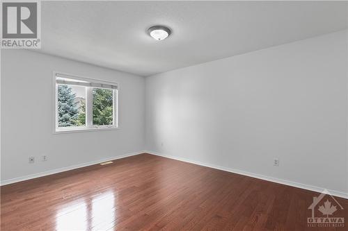 110 Hollowbrook Drive, Ottawa, ON - Indoor Photo Showing Other Room