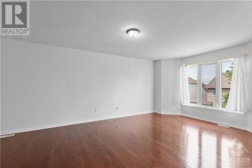 110 Hollowbrook Drive, Ottawa, ON - Indoor Photo Showing Other Room