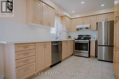 44 Knotwood Crescent, Toronto (Rouge), ON - Indoor Photo Showing Kitchen