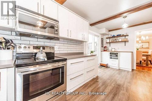 42 Greenbelt Crescent, Richmond Hill (North Richvale), ON - Indoor Photo Showing Kitchen