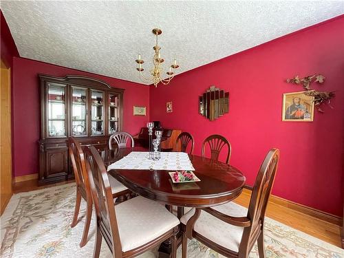 Dining room - 407 Melanie Crescent, Ancaster, ON - Indoor Photo Showing Dining Room