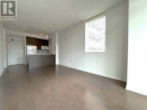 222 - 70 Forest Manor Road, Toronto (Henry Farm), ON - Indoor Photo Showing Kitchen