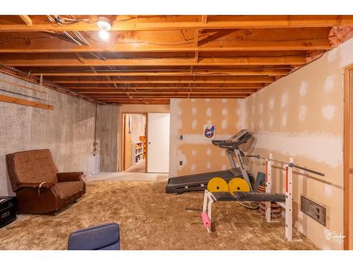 6204 York Road, Grand Forks, BC - Indoor Photo Showing Basement