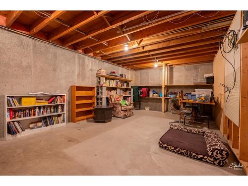 6204 York Road, Grand Forks, BC - Indoor Photo Showing Basement