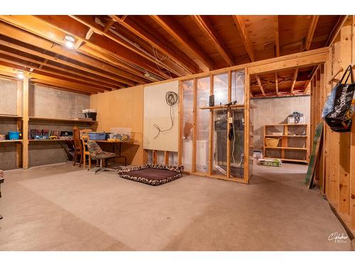 6204 York Road, Grand Forks, BC - Indoor Photo Showing Basement