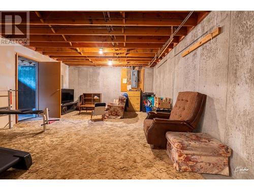 6204 York Road, Grand Forks, BC - Indoor Photo Showing Basement