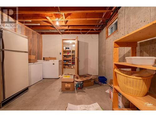 6204 York Road, Grand Forks, BC - Indoor Photo Showing Basement