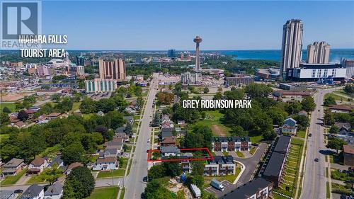 5790 Robinson Street, Niagara Falls, ON - Outdoor With View