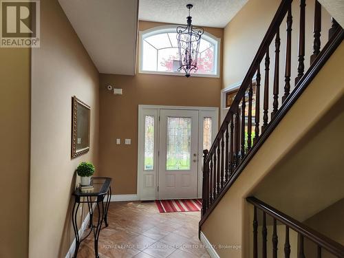 1873 Kirkpatrick Way, London, ON - Indoor Photo Showing Other Room