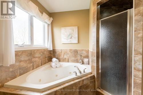 1873 Kirkpatrick Way, London, ON - Indoor Photo Showing Bathroom