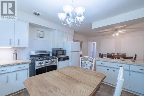 22756 Komoka Road, Middlesex Centre (Komoka), ON - Indoor Photo Showing Kitchen