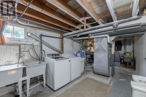 22756 Komoka Road, Middlesex Centre (Komoka), ON - Indoor Photo Showing Laundry Room