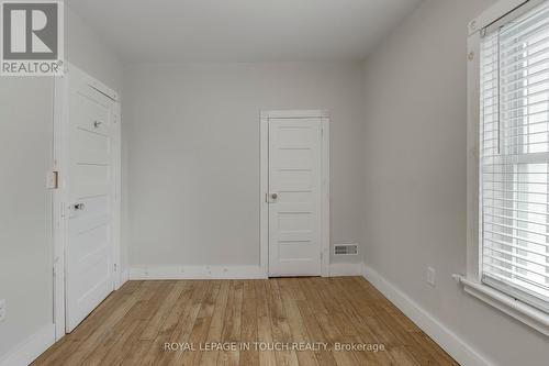 30 Maria Street, Penetanguishene, ON - Indoor Photo Showing Other Room