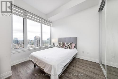 Ph307 - 75 Canterbury Place, Toronto (Willowdale West), ON - Indoor Photo Showing Bedroom