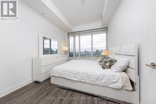 Ph307 - 75 Canterbury Place, Toronto (Willowdale West), ON - Indoor Photo Showing Bedroom