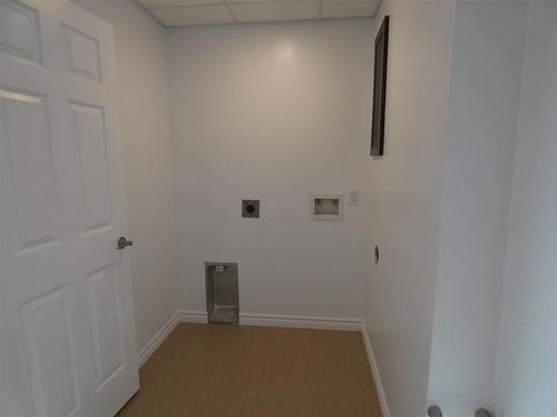 101 Keewatin Street, Longlac, ON - Indoor Photo Showing Other Room