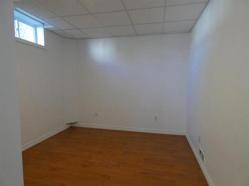 101 Keewatin Street, Longlac, ON - Indoor Photo Showing Other Room