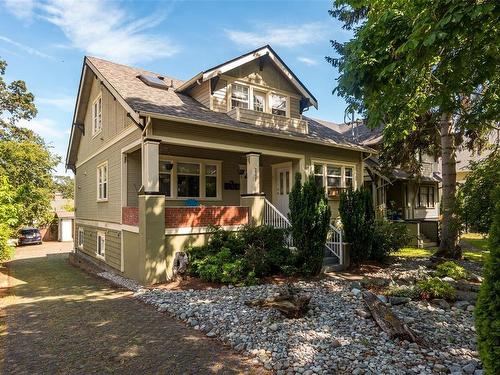 1-2721 Fernwood Rd, Victoria, BC - Outdoor With Deck Patio Veranda With Facade