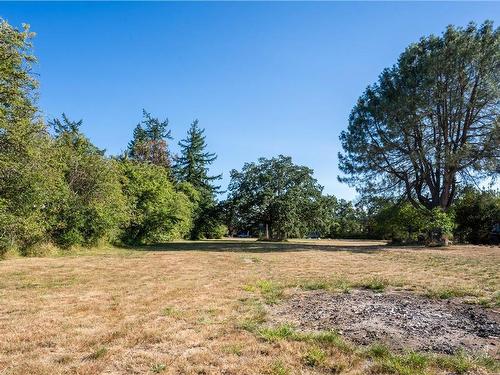 816 Birch Rd, North Saanich, BC 