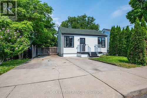 33 Dalhousie Avenue, Hamilton (Crown Point), ON - Outdoor