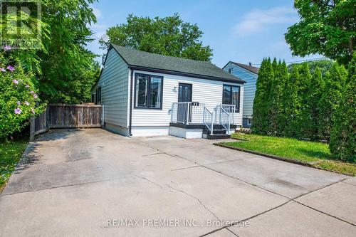 33 Dalhousie Avenue, Hamilton (Crown Point), ON - Outdoor