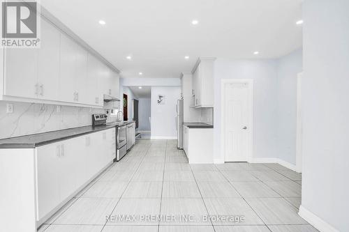 33 Dalhousie Avenue, Hamilton (Crown Point), ON - Indoor Photo Showing Kitchen