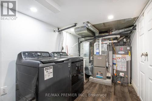 33 Dalhousie Avenue, Hamilton (Crown Point), ON - Indoor Photo Showing Laundry Room