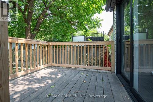 33 Dalhousie Avenue, Hamilton (Crown Point), ON - Outdoor With Exterior