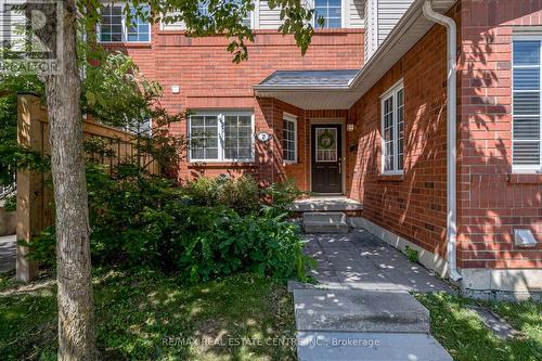 7 - 100 Beddoe Drive, Hamilton, ON - Outdoor