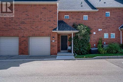 7 - 100 Beddoe Drive, Hamilton, ON - Outdoor