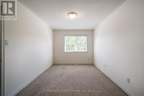 7 - 100 Beddoe Drive, Hamilton, ON - Indoor Photo Showing Other Room