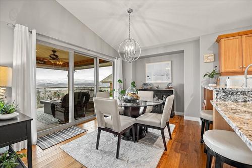 3712 Sunset Ranch Drive, Kelowna, BC - Indoor Photo Showing Dining Room