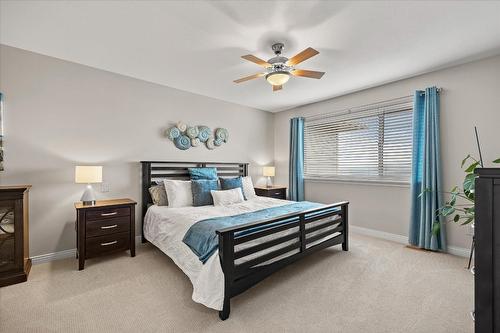 3712 Sunset Ranch Drive, Kelowna, BC - Indoor Photo Showing Bedroom