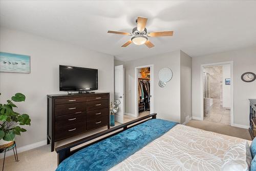 3712 Sunset Ranch Drive, Kelowna, BC - Indoor Photo Showing Bedroom