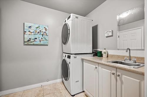 3712 Sunset Ranch Drive, Kelowna, BC - Indoor Photo Showing Laundry Room