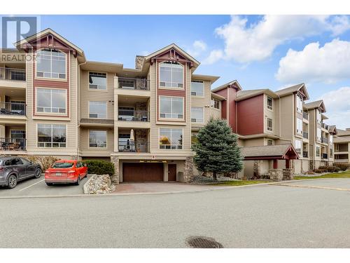 2760 Auburn Road Unit# 102, West Kelowna, BC - Outdoor With Facade