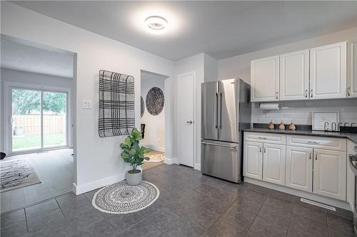 131 Rockwood Avenue|Unit #8, St. Catharines, ON - Indoor Photo Showing Kitchen