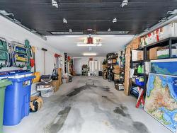 Garage - 