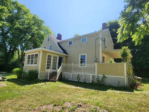 382 Main Street, Liverpool, NS 