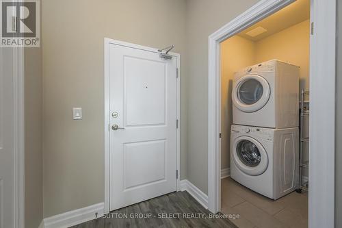 1110 - 240 Villagewalk Boulevard, London, ON - Indoor Photo Showing Laundry Room