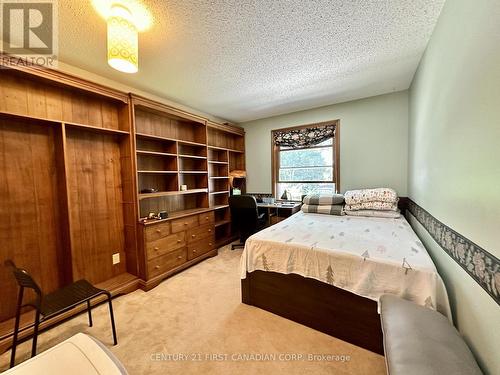 154 St Bees Close, London, ON - Indoor Photo Showing Bedroom